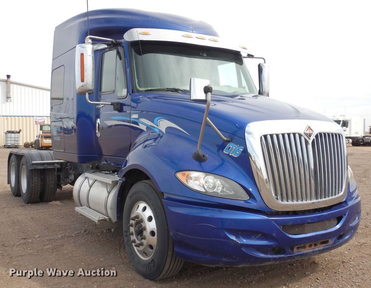 image for item MR9740 2012 International ProStar  semi truck