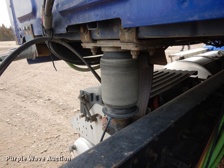 image for item MR9740 2012 International ProStar  semi truck