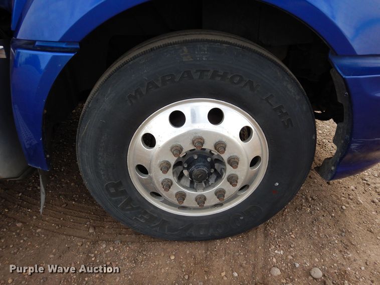 image for item MR9740 2012 International ProStar  semi truck