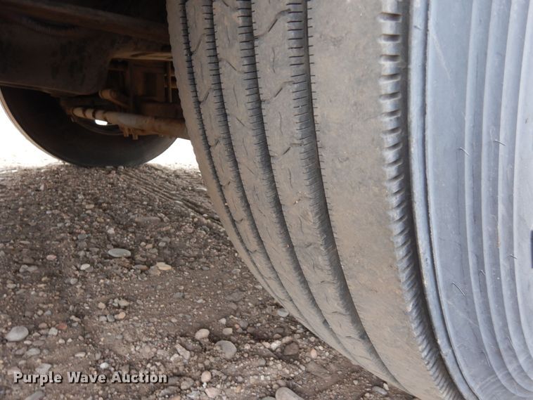 image for item MR9740 2012 International ProStar  semi truck