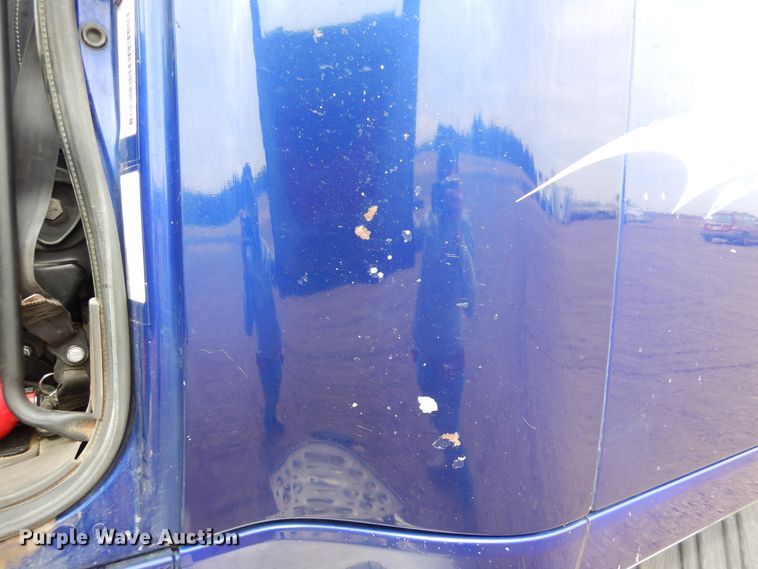 image for item MR9740 2012 International ProStar  semi truck