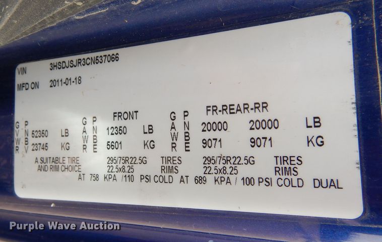 image for item MR9740 2012 International ProStar  semi truck