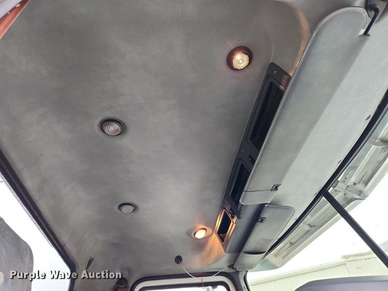 image for item MW9554 2009 Mack GU713  semi truck