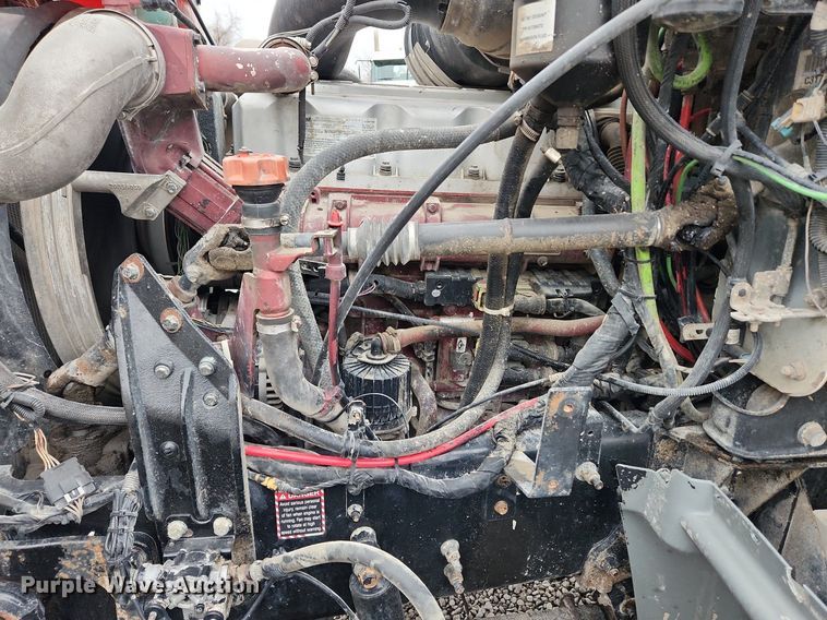 image for item MW9554 2009 Mack GU713  semi truck