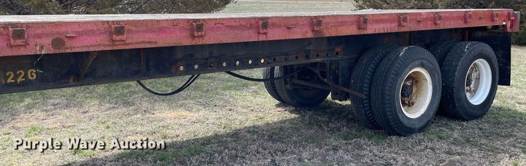 image for item MY9062 1969 Fruehauf  Flatbed trailer