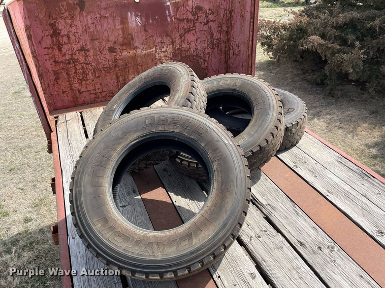 image for item MY9062 1969 Fruehauf  Flatbed trailer