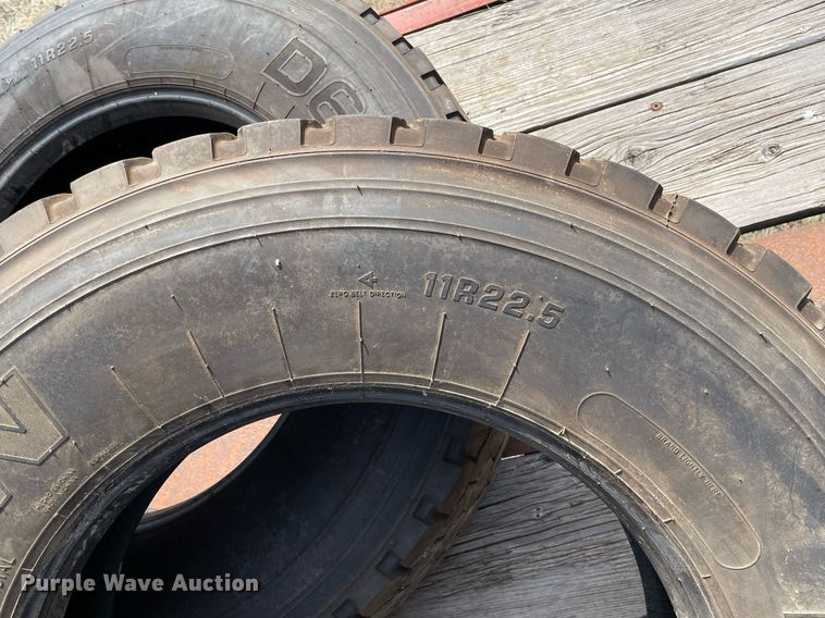 image for item MY9062 1969 Fruehauf  Flatbed trailer