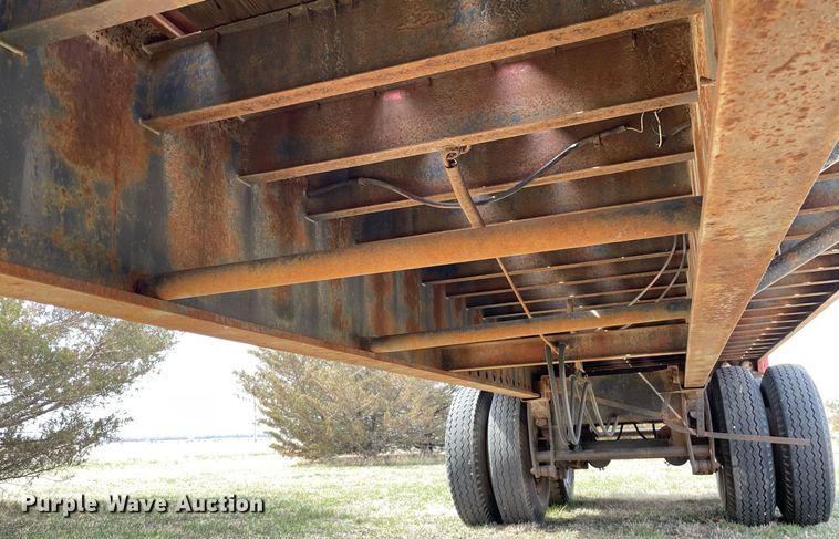 image for item MY9062 1969 Fruehauf  Flatbed trailer