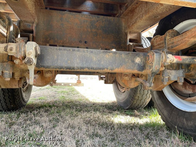 image for item MY9062 1969 Fruehauf  Flatbed trailer