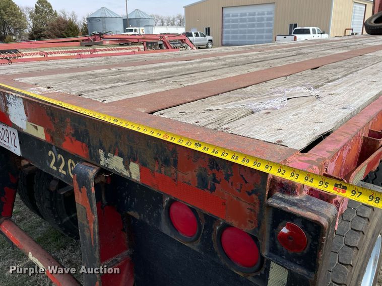 image for item MY9062 1969 Fruehauf  Flatbed trailer