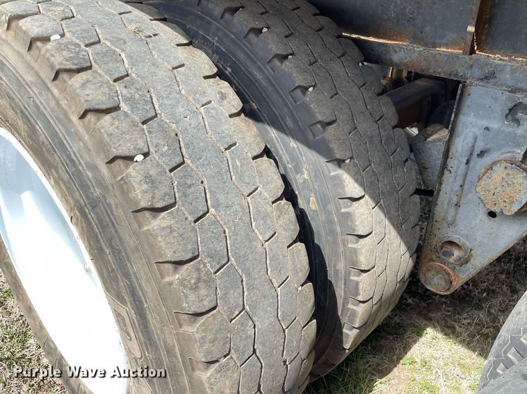 image for item MY9062 1969 Fruehauf  Flatbed trailer