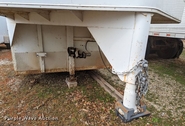 image for item DL1004 2004 WW  enclosed cargo trailer