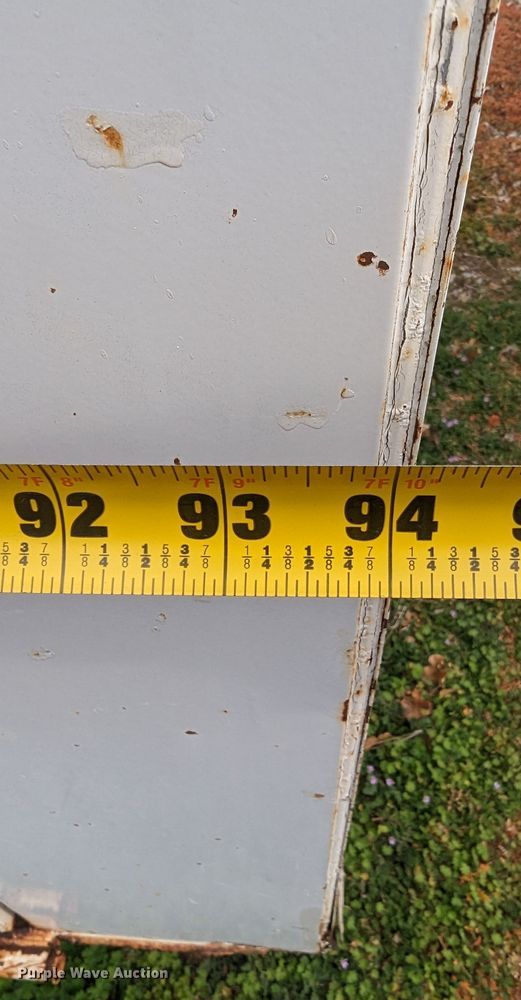 image for item DL1004 2004 WW  enclosed cargo trailer