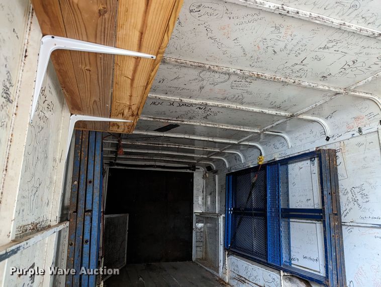 image for item DL1004 2004 WW  enclosed cargo trailer