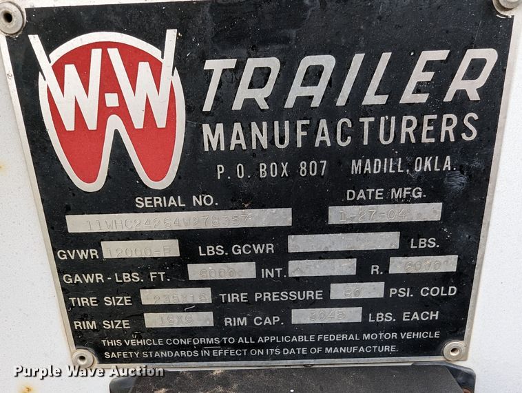 image for item DL1004 2004 WW  enclosed cargo trailer