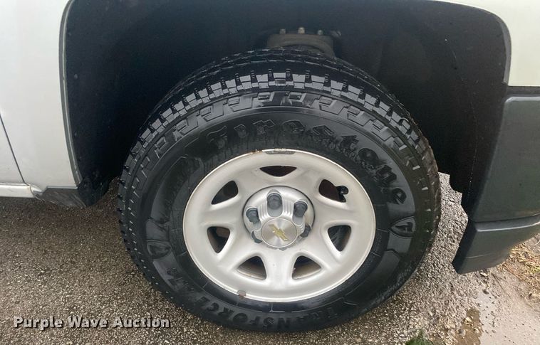 image for item DL7131 2016 Chevrolet Silverado 1500  Crew Cab pickup truck