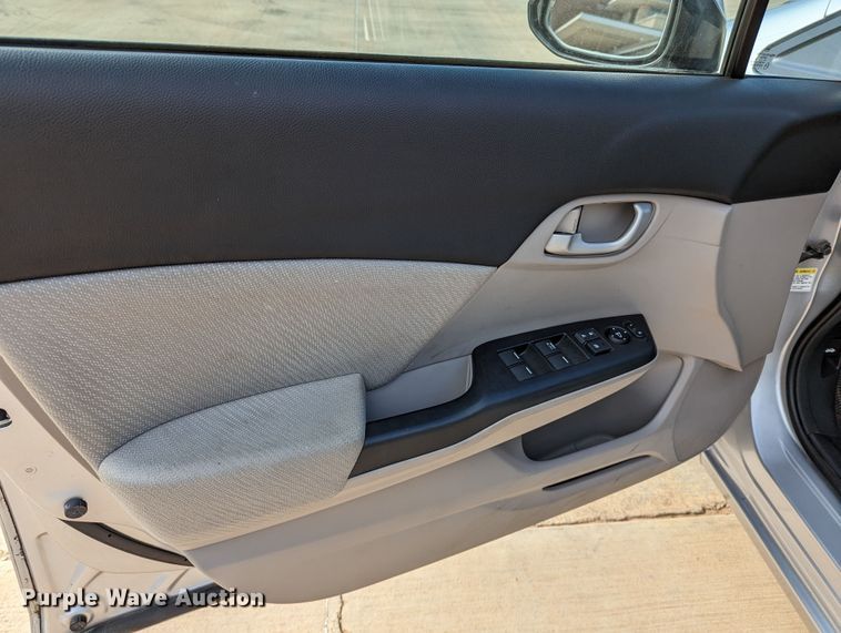 image for item DR6860 2013 Honda Civic