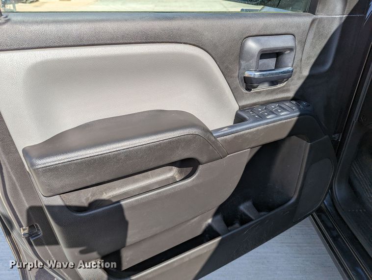 image for item DR6861 2016  Chevrolet Silverado 1500  Double Cab pickup truck