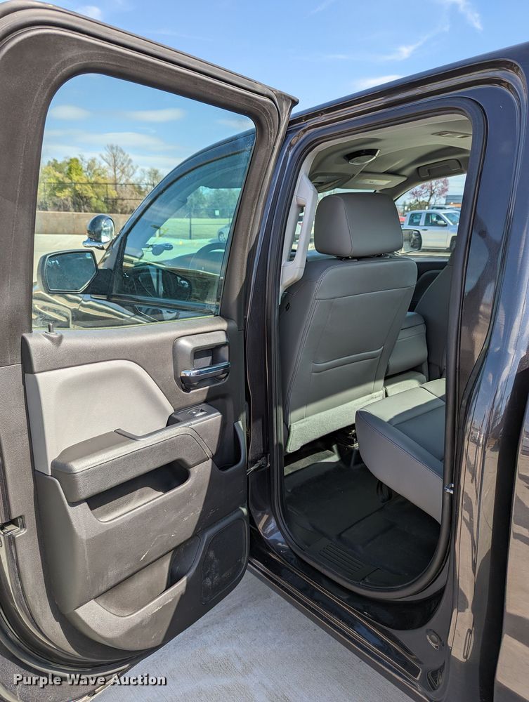 image for item DR6861 2016  Chevrolet Silverado 1500  Double Cab pickup truck