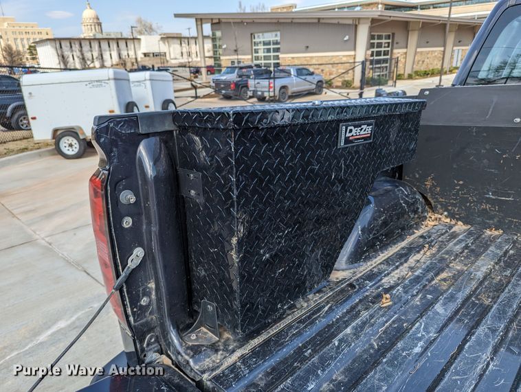 image for item DR6861 2016  Chevrolet Silverado 1500  Double Cab pickup truck