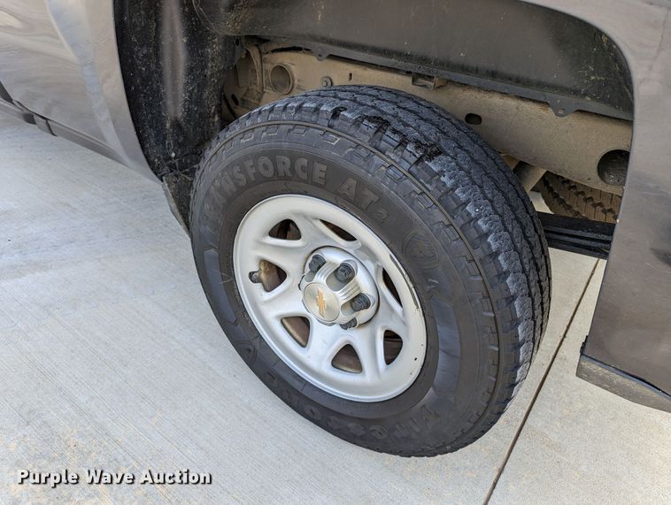 image for item DR6861 2016  Chevrolet Silverado 1500  Double Cab pickup truck