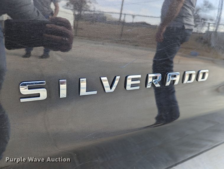 image for item DR6861 2016  Chevrolet Silverado 1500  Double Cab pickup truck