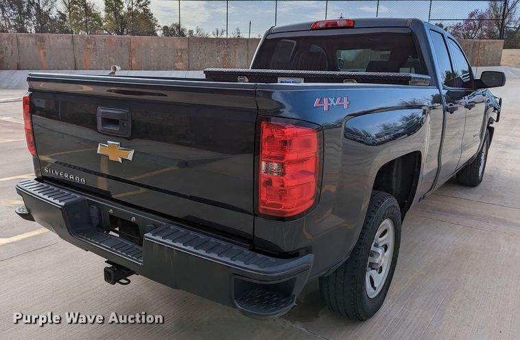 image for item DR6862 2018 Chevrolet Silverado 1500  Double Cab pickup truck