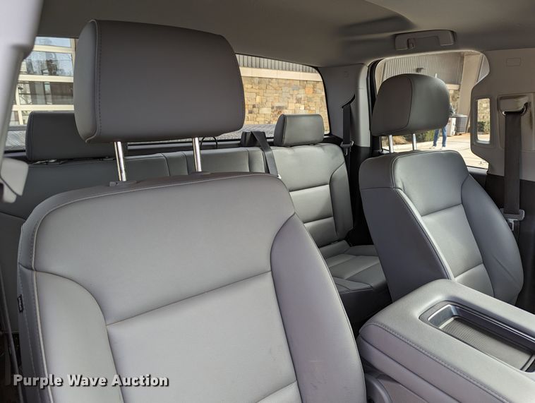 image for item DR6862 2018 Chevrolet Silverado 1500  Double Cab pickup truck