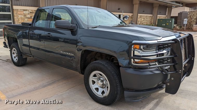 image for item DR6863 2018  Chevrolet Silverado 1500  Double Cab pickup truck