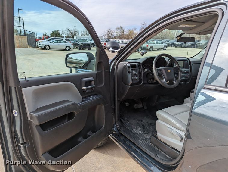 image for item DR6863 2018  Chevrolet Silverado 1500  Double Cab pickup truck