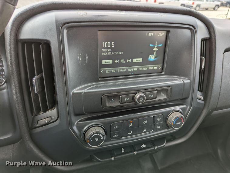 image for item DR6863 2018  Chevrolet Silverado 1500  Double Cab pickup truck