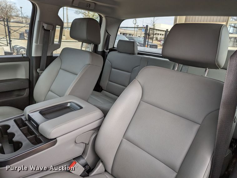 image for item DR6863 2018  Chevrolet Silverado 1500  Double Cab pickup truck