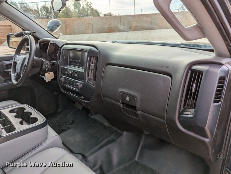 image for item DR6863 2018  Chevrolet Silverado 1500  Double Cab pickup truck