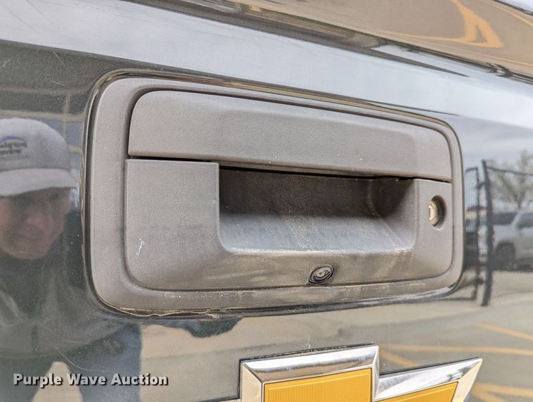 image for item DR6863 2018  Chevrolet Silverado 1500  Double Cab pickup truck