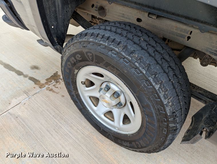 image for item DR6863 2018  Chevrolet Silverado 1500  Double Cab pickup truck