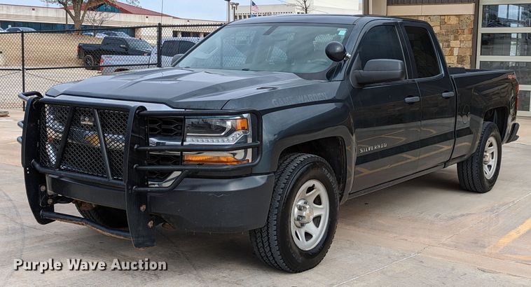 image for item DR6864 2017  Chevrolet Silverado 1500  Double Cab pickup truck