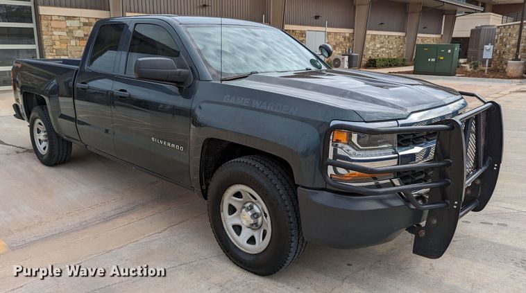 image for item DR6864 2017  Chevrolet Silverado 1500  Double Cab pickup truck