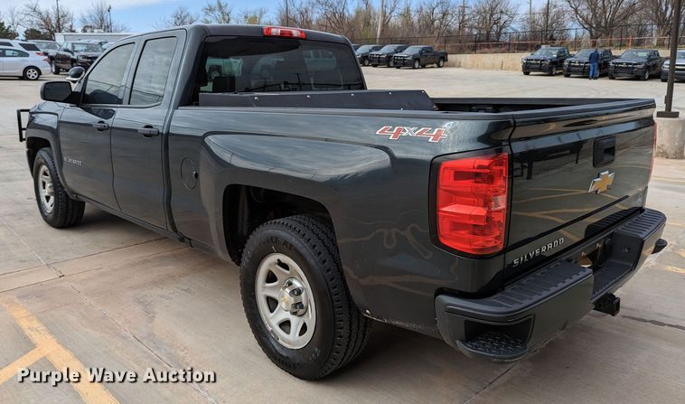 image for item DR6864 2017  Chevrolet Silverado 1500  Double Cab pickup truck