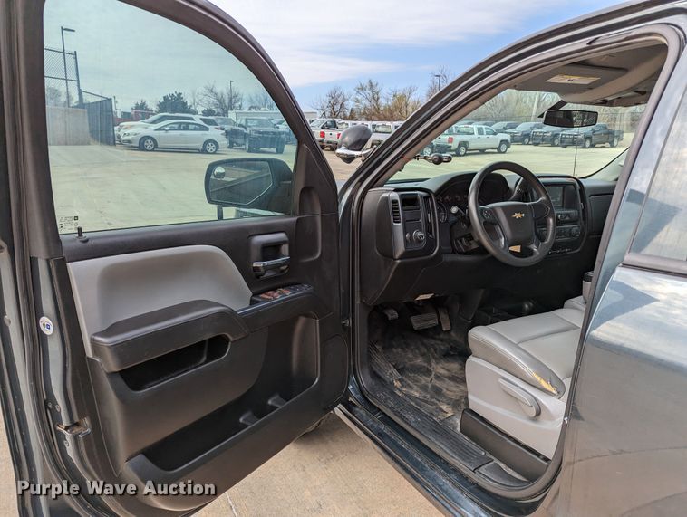 image for item DR6864 2017  Chevrolet Silverado 1500  Double Cab pickup truck