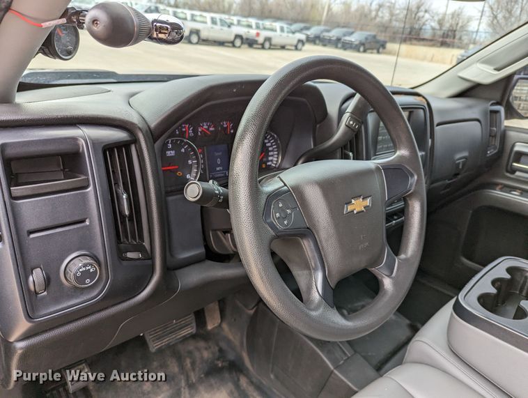 image for item DR6864 2017  Chevrolet Silverado 1500  Double Cab pickup truck