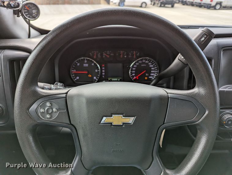 image for item DR6864 2017  Chevrolet Silverado 1500  Double Cab pickup truck