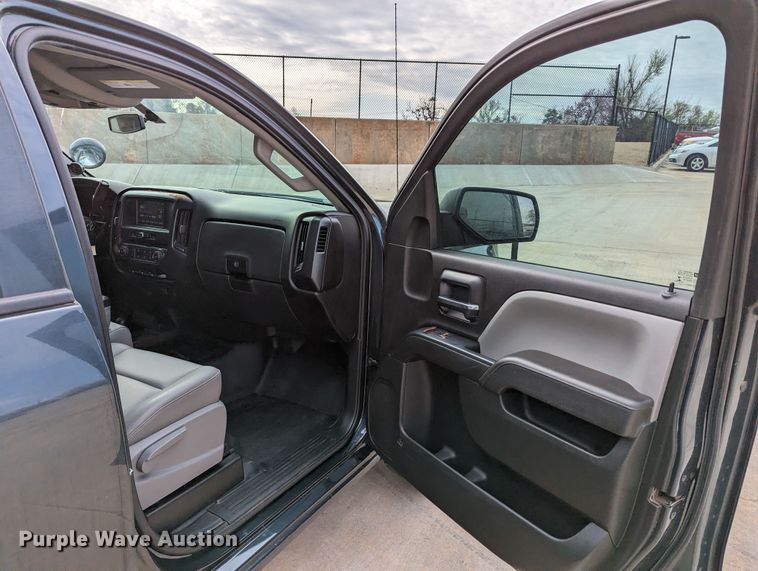 image for item DR6864 2017  Chevrolet Silverado 1500  Double Cab pickup truck