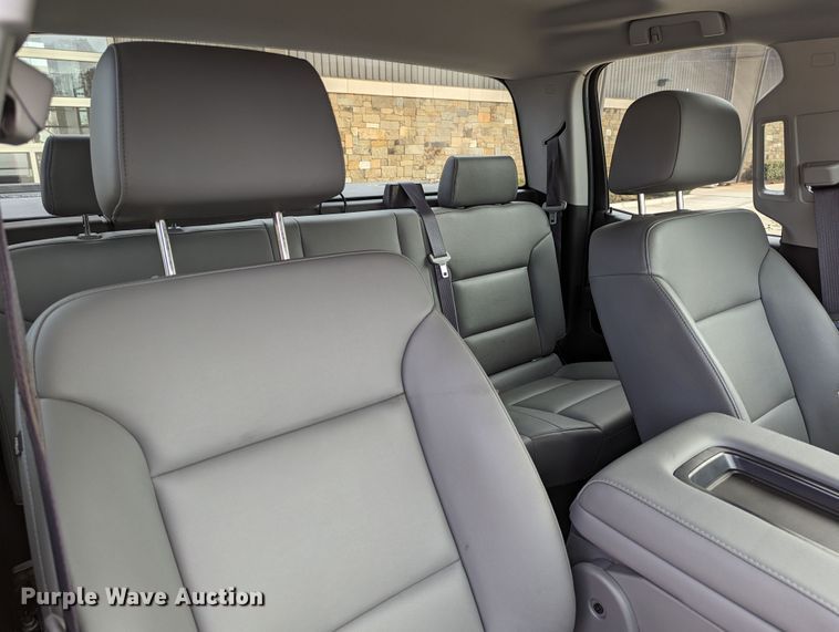 image for item DR6864 2017  Chevrolet Silverado 1500  Double Cab pickup truck