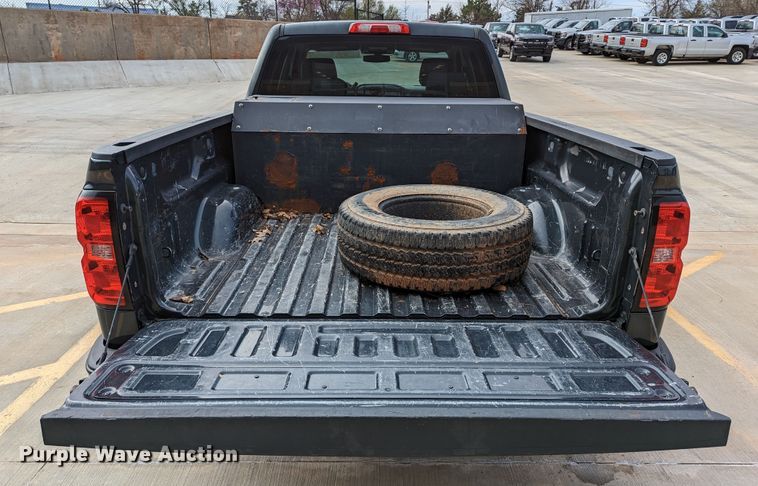 image for item DR6864 2017  Chevrolet Silverado 1500  Double Cab pickup truck