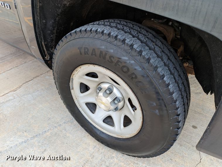 image for item DR6864 2017  Chevrolet Silverado 1500  Double Cab pickup truck