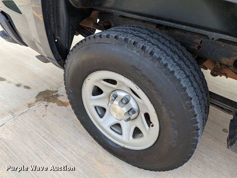 image for item DR6864 2017  Chevrolet Silverado 1500  Double Cab pickup truck