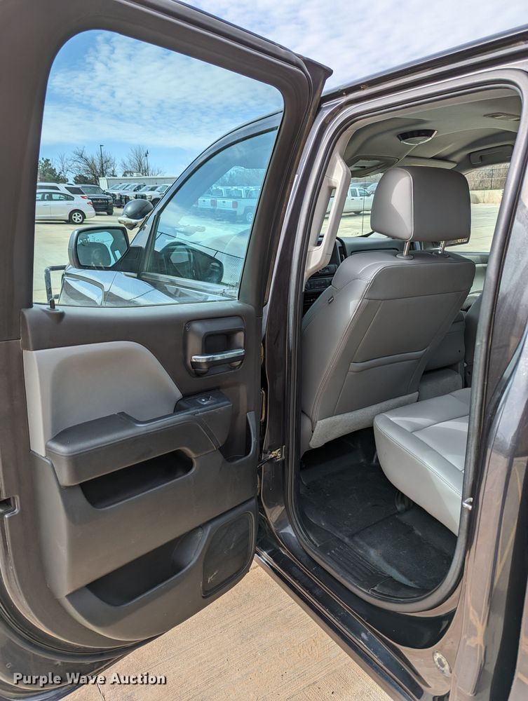 image for item DR6866 2016  Chevrolet Silverado 1500  Double Cab pickup truck