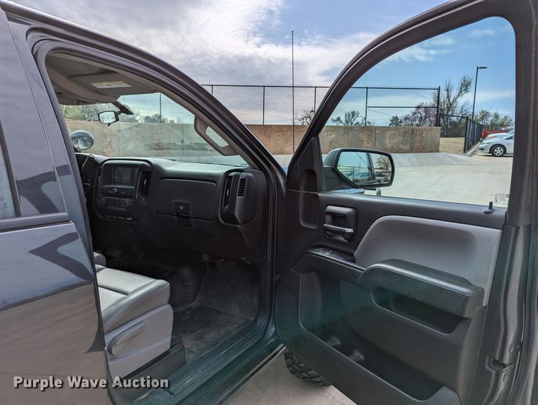 image for item DR6866 2016  Chevrolet Silverado 1500  Double Cab pickup truck