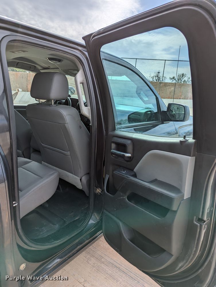 image for item DR6866 2016  Chevrolet Silverado 1500  Double Cab pickup truck