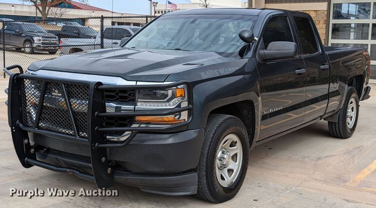 image for item DR6867 2017  Chevrolet Silverado 1500  Double Cab pickup truck